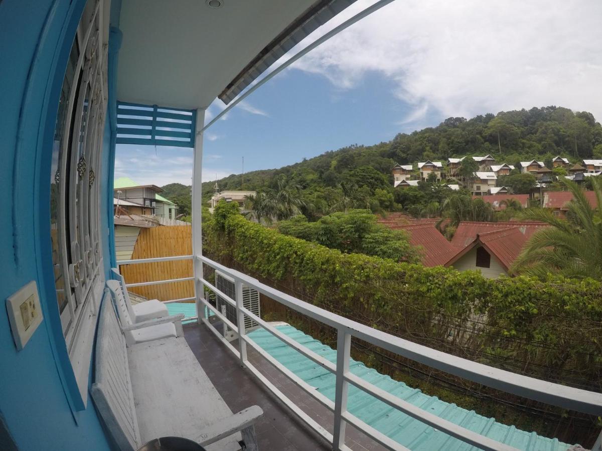 Rehab Hostel Phi Phi Don Exterior photo